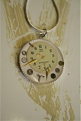 - Šperkový