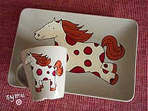 - kone bodkovane - 1097889