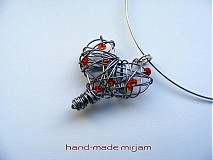 - Mini prívesok červeno-oranžové srdiečko - 1097948