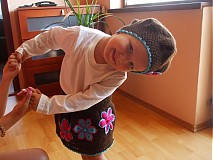  - Čoko suknička s baretkou - 124790