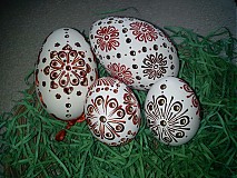 - červeno-hnedý set kraslíc - 1328751