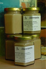 - zazvorovy pastovany medik - 1388383