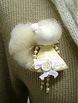  - brošňa mini MARA gombička /béžová/ - 1457072