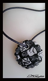  - Black - White - 1460633