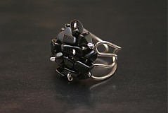- Black - 173090