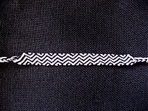  - Black & White - 346546