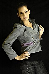  - Sedá bunda - 408585
