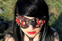  - leather mask - 589627