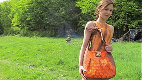  - Oranžovo-hnedá - 592923