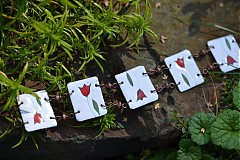  - náramek bílý s tulipánem - 707382