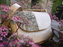  - Gold Flowers - 767279