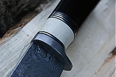 - - 943245