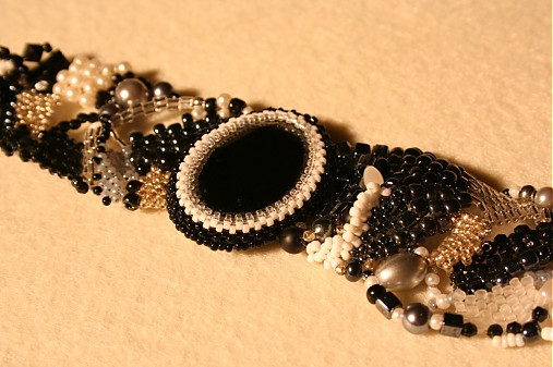- freeform black - 16971