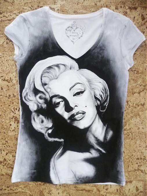- Marilyn kamienky - 898944