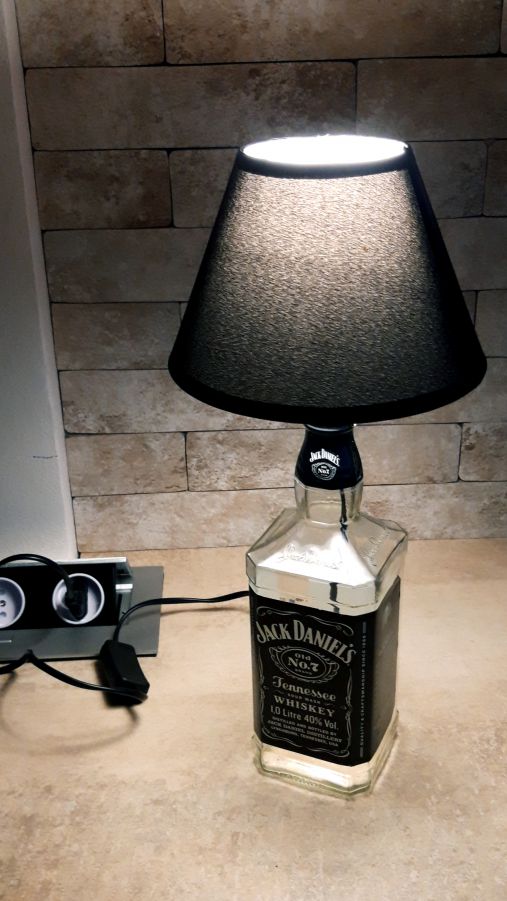 whiskylampy