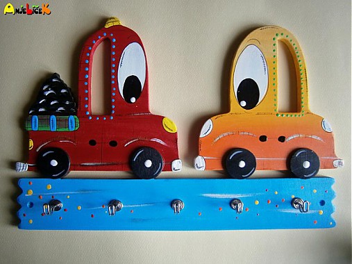 Dekorácie - Vešiak - autíčka - 3854985_