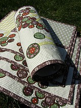 Úžitkový textil - "Kvety v  tráve"...štóla :) - 3858350_