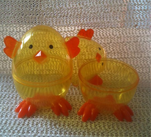 Obalový materiál - Plastové vajce kura 2.jak./ žlté/ 9x7,5cm/ 1ks - 3902667_