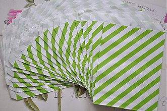 Obalový materiál - papierovy sacok zelene pruhy - 3958167_