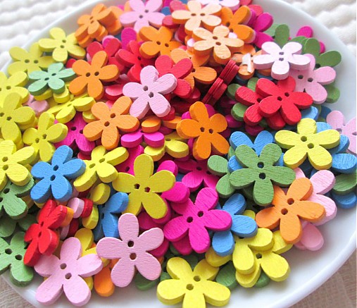  - AKCIA !!! Drevené gombíky kvetinky, farebný mix, 15x15 mm/ 1 - 4022530_