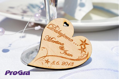 Darčeky pre svadobčanov - Drevená magnetka - Minisrdiečko - Ďakujeme 2E - Akciová cena - 4072556_