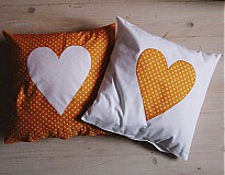 Úžitkový textil - Obliečka Oranžová bodkovaná s čistým srdcom - 4087261_