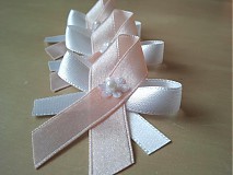 Svadobné pierka - Marhuľkové svadobné pierka s perličkou - 4097346_