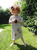 Detské oblečenie - ľanové béžové šaty...v piesku maľované kvety - 4110919_