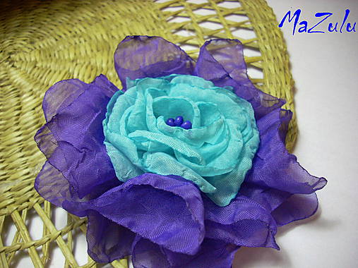 Brošne - Textilná spona / brošňa v modrom - 4159051_