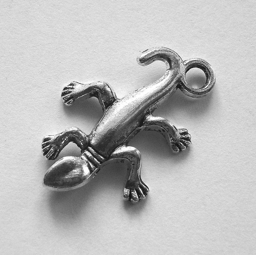 KPrív-jašterička 15x24mm-1ks