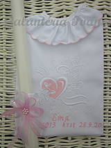 Detské oblečenie - Vyšívaná košieľka krst pre dievčatko K12 "srdiečková" ružová - 4278159_