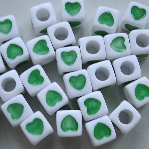 Plast srdce-kocka-1ks (7mm-zelená)