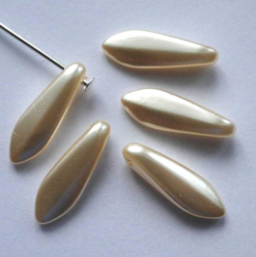 Voskované jazýčky 16mm-1ks (009-krémová)