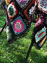 Úžitkový textil - Háčkovaná deka - Srdcová záležitosť - 4455920_