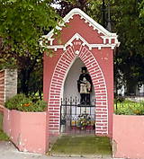 Fotografie - Ružová kaplnka z r. 1878 - 4464496_