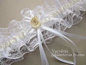 Svadobné pierka - Podväzok pre nevestu "smotanová ružička" - 4464652_