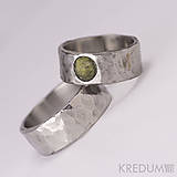 Prstene - Zásnubný prsteň, Svadobná obrúčka z nerezovej ocele s vltavínom - Natura - 4479518_