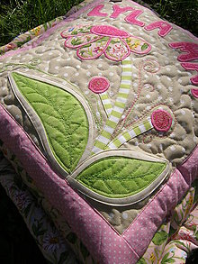 Úžitkový textil - Vankúš s kvetom... - 4504325_
