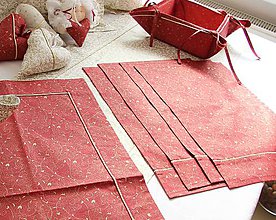 Úžitkový textil - Vianočné prestieranie sada 4 ks do kuchyne bordovo-zlatá - 4556615_