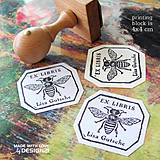 Materiál ručne robený - Včielka, pečiatka 4x4 cm - 4575642_