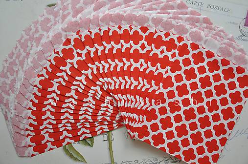  - papierovy sacok cerveny kvet - 4631139_