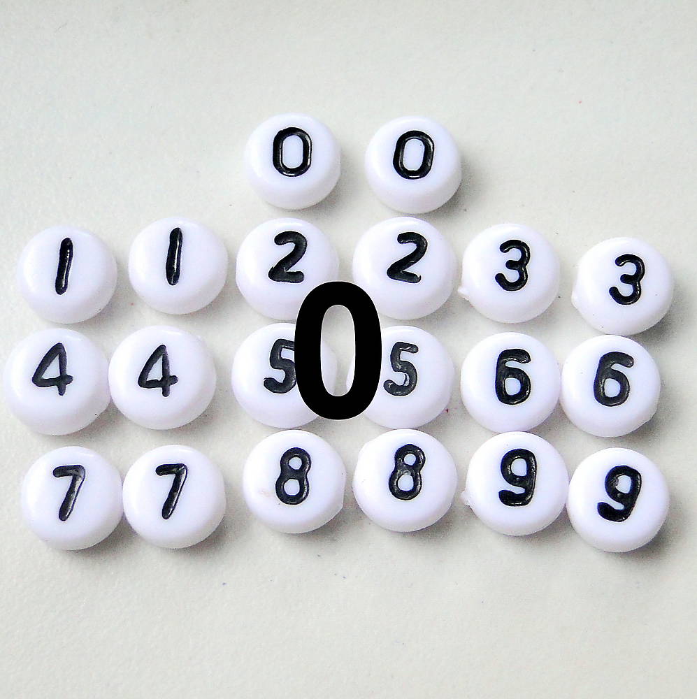 Číslice plast 7mm-lentilky-biela/čierna-1ks