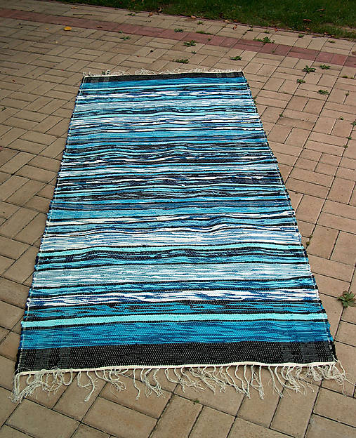 Ručne tkaný koberec - tyrkysový cca 100x200 cm