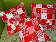 Úžitkový textil - Vankúše - červené kocky - 4802672_