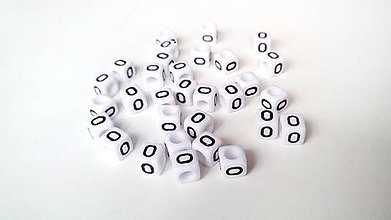 Korálky - Písmenka kocky biele O - 4813242_