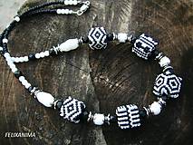 Náhrdelníky - BLACK AND WHITE náhrdelník - 4884536_