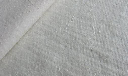 Textil - Vatelín biely prešívaný - 4975996_