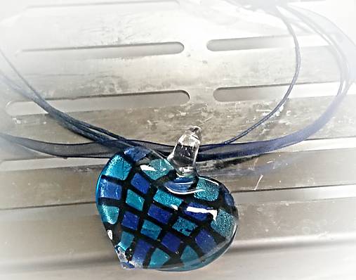 Náhrdelníky - Lampwork srdce - 4980919_