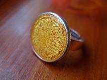 Prstene - Prsteň väčší guľatý (Marhulkovo-zlatý - akcia č.49) - 5016880_