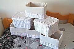 Box LIVINA / ks